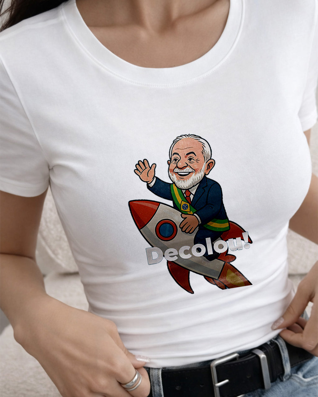 Camiseta Feminina Lula 2026 Decolou